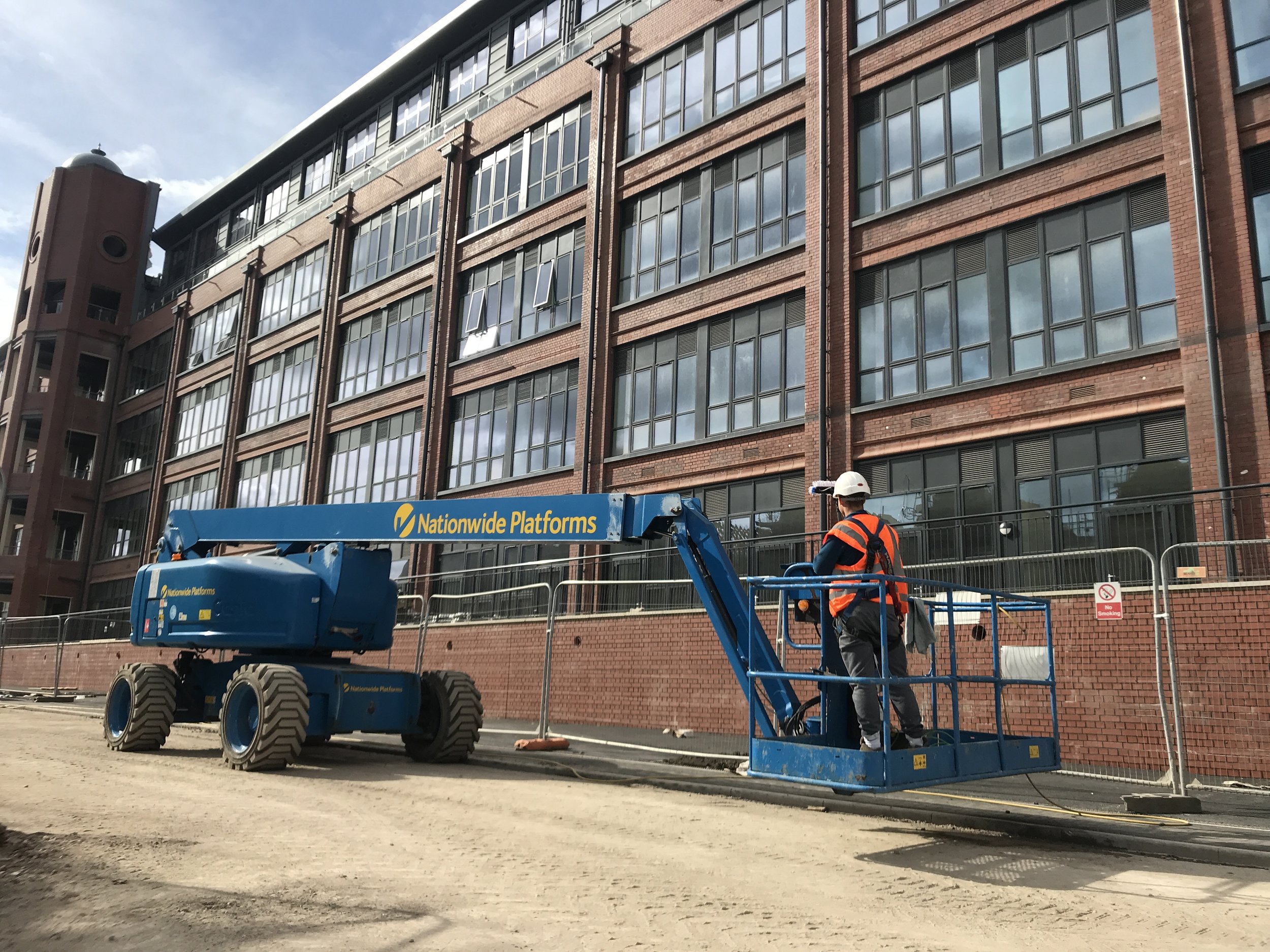  COMMERCIAL EXTERIOR CLEANING SERVICES   WE CLEAN….. ROOFS - RENDER - PATIOS - DRIVEWAYS-  CONSERVATORIES - GUTTERS - FASCIAS - CLADDING - RENDER    01452 346124  