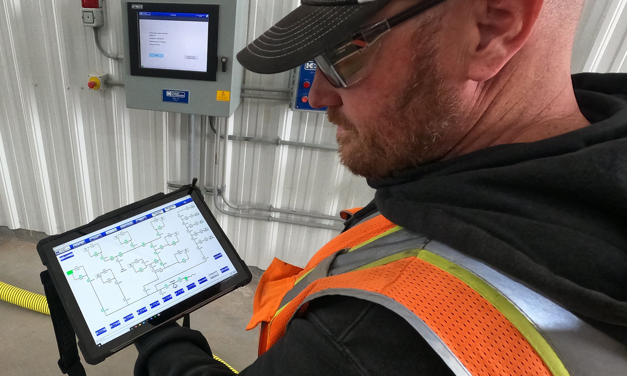  Tablets allow managers to easily check the status of bays, valves, and pumps to configure systems from anywhere on site. 