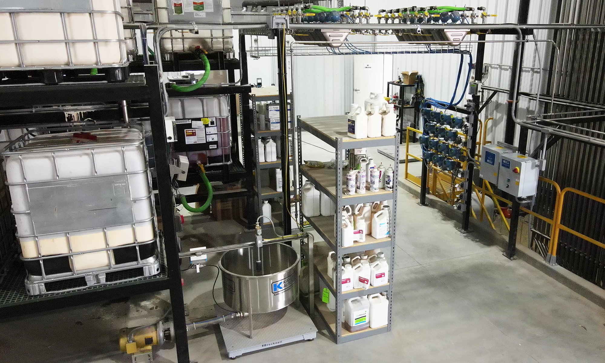  Micro products can be quickly added from totes or from smaller containers with a 55-gallon weigh tank. 