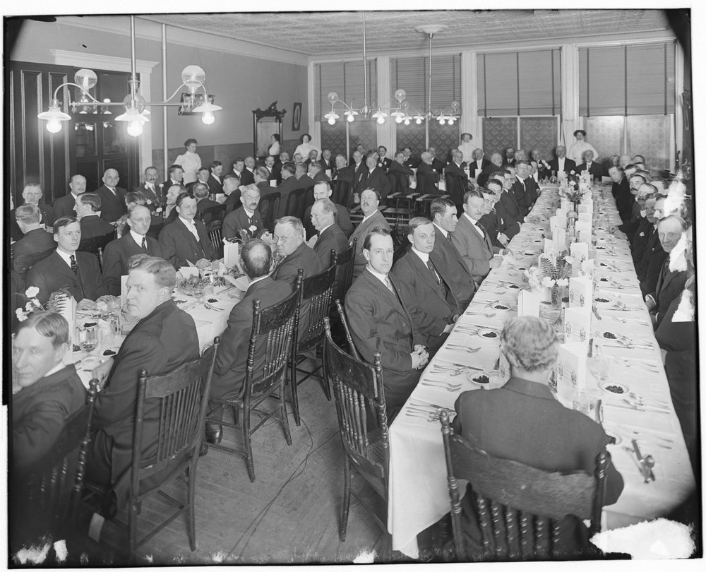 Dining Hall in Hotel Windham c. 1913