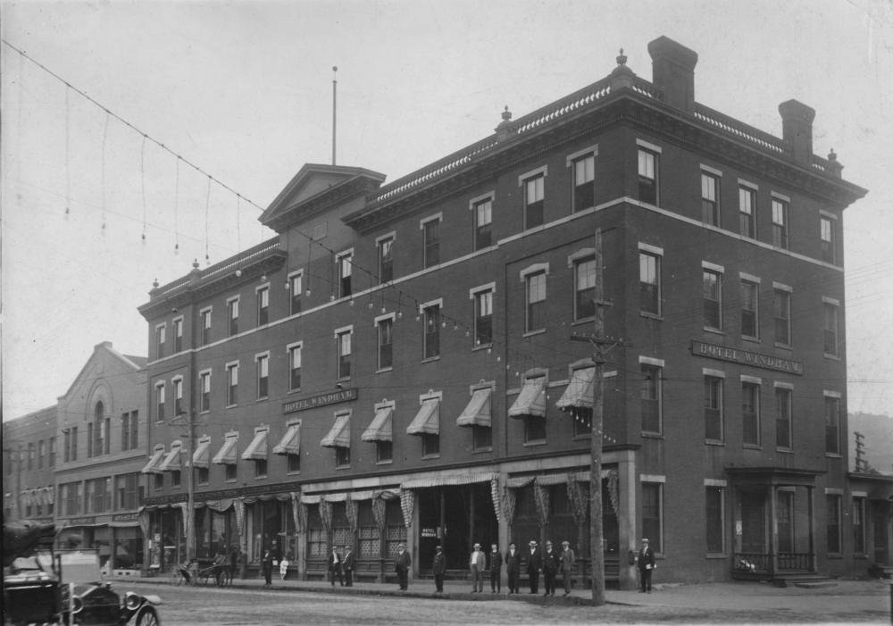 Hotel Windham c.1900-1912