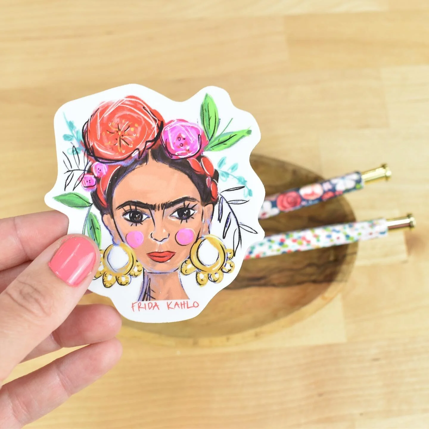 Stickers are here y&rsquo;all! I love a good sticker, don&rsquo;t you? This #fridakahlo sticker is absolutely magical. Decorating a water bottle, a keyboard, a notebook or alike with a colorful, happy and inspirational stickers gives me life. I have 