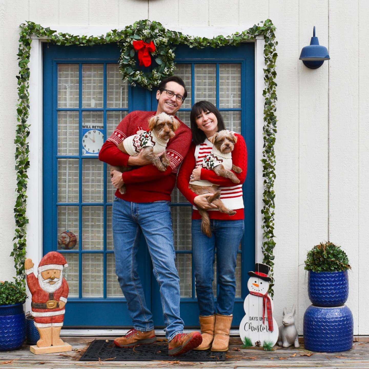 Happy Holidays from me, @chadfooooogland and the boys (Dudley &amp; Fletch). It&rsquo;s been a very challenging year but we&rsquo;ve also been blessed in many ways. Very grateful to be represented by @lizlidgettgallery for my improvised abstract pain