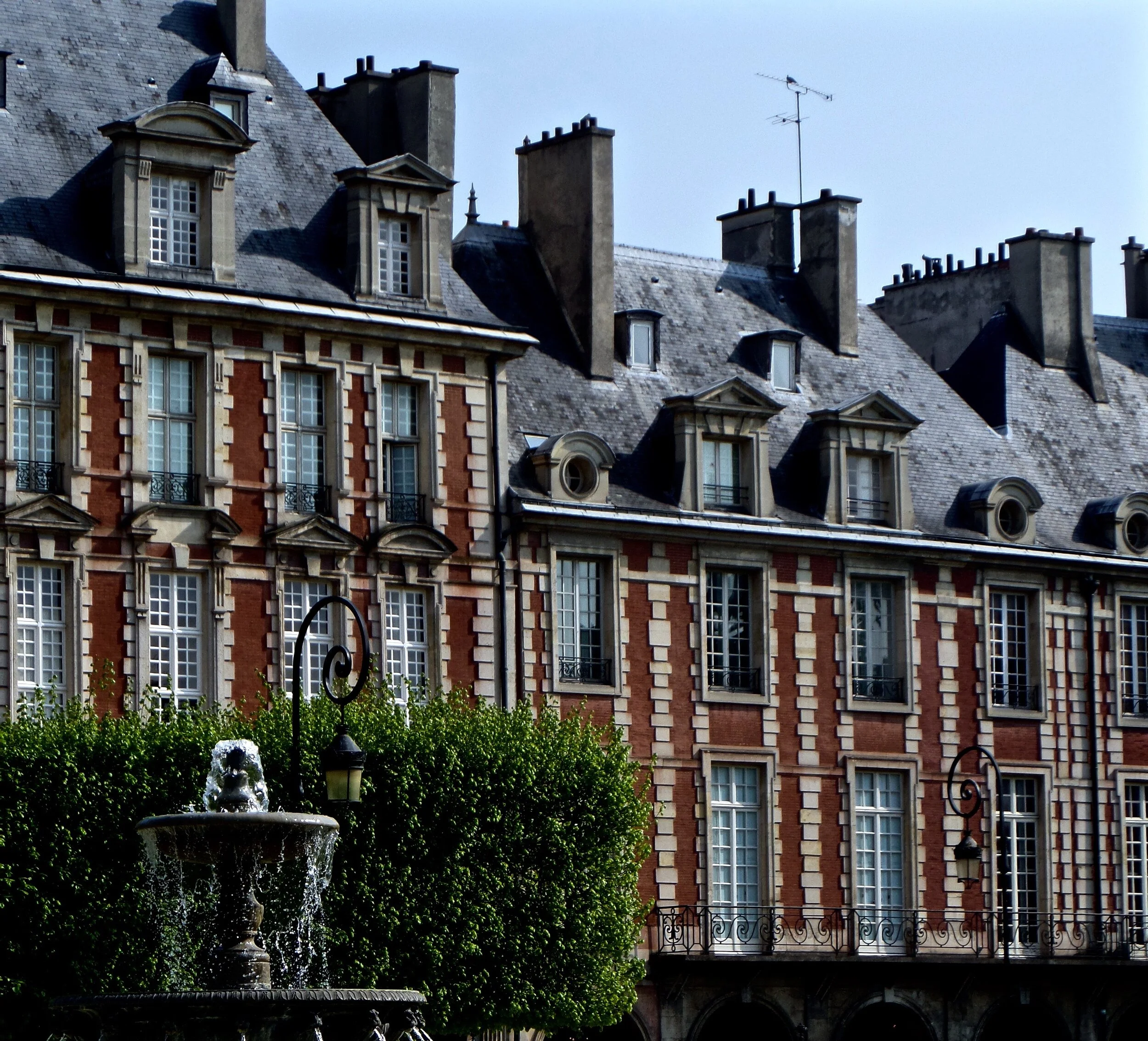 WEBINAR: John Tschirch, "Paris: A Vision of Beauty - The City Of Kings: Paris in The Reigns of the Bourbon Dynasty"