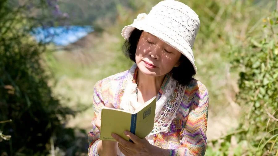 SUMMER FILM SERIES: Poetry directed by Lee Chang-dong, presented by Linda DeLibero 