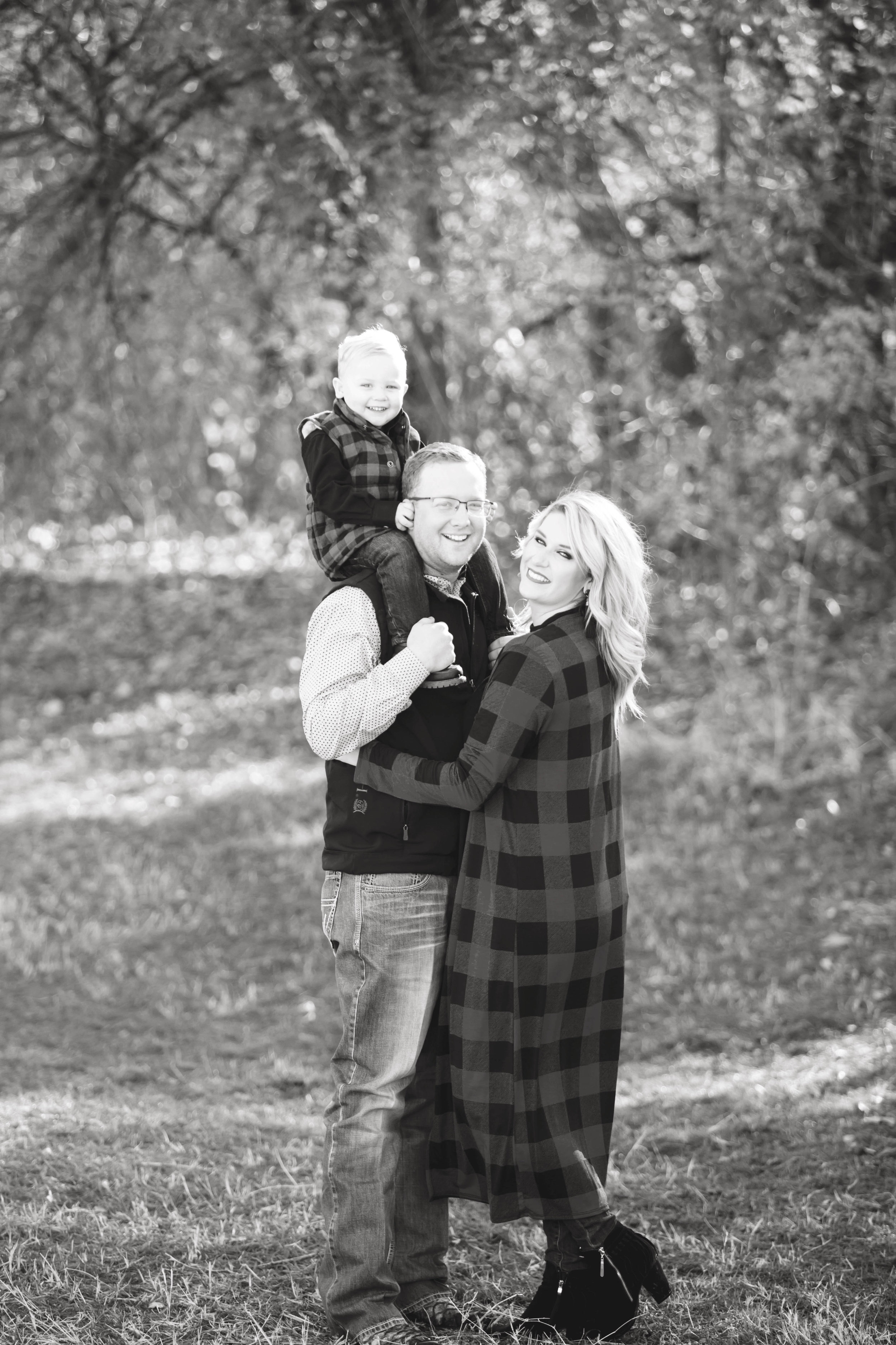 Marble_Falls_Stokes_Family_Photographer_Jenna_Petty_15.jpg