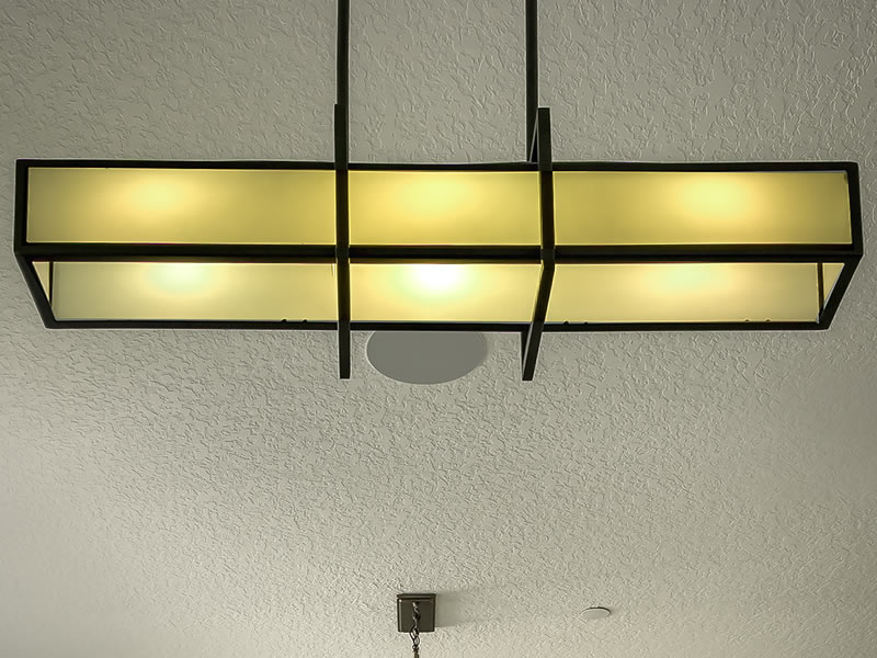 pendantLight.jpg