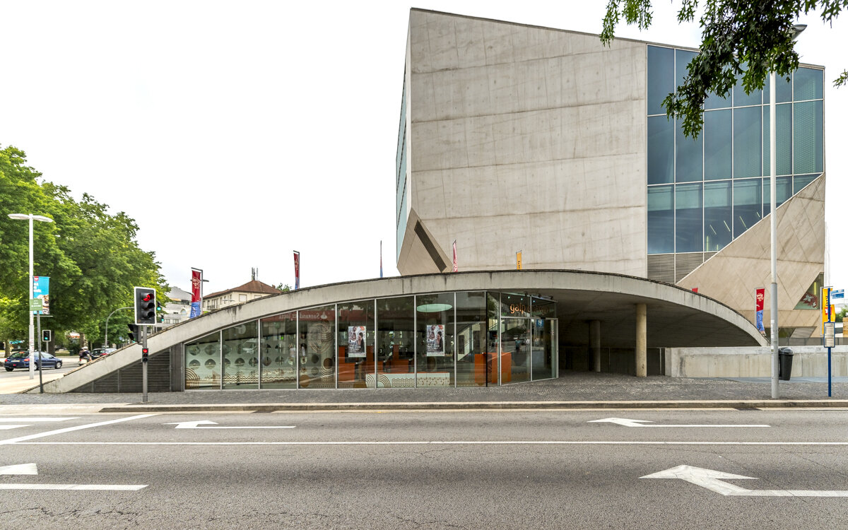 201707 Rem Koolhaas, Casa da Musica-02.jpg