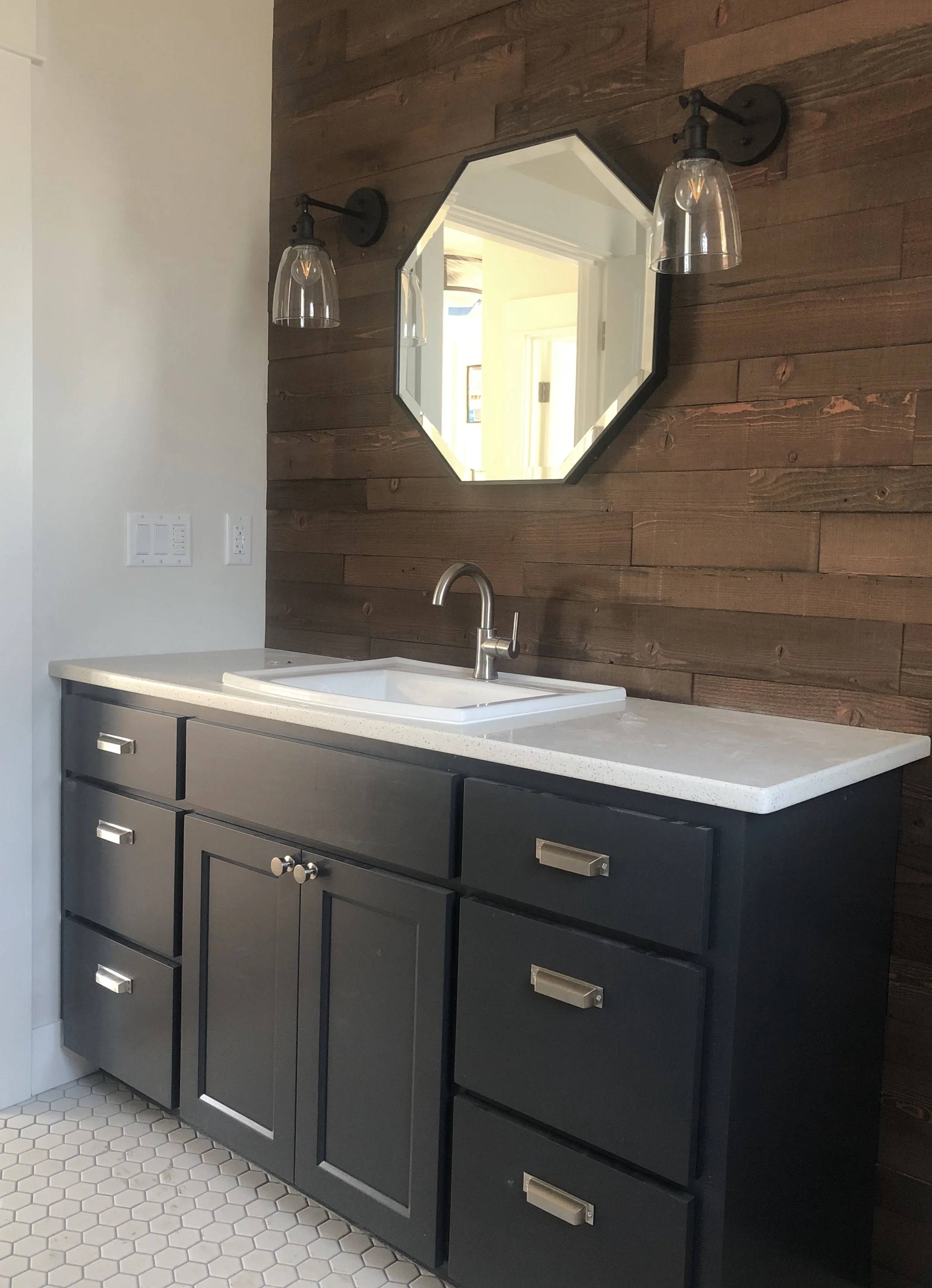 Guest Bath.