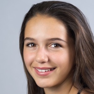  Brisa Gelber