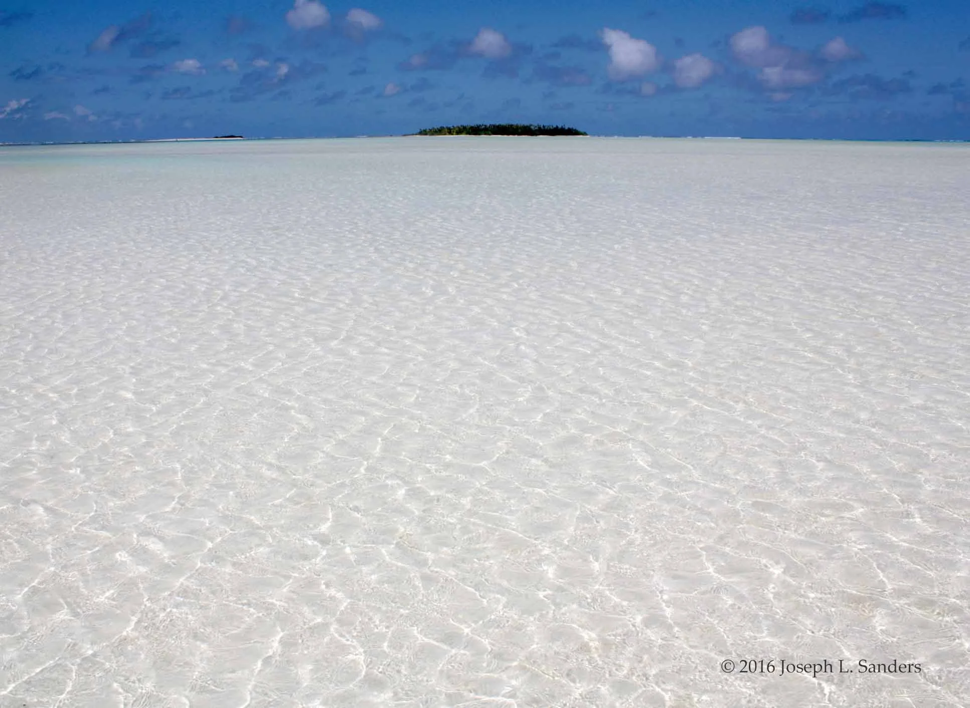 Sand & Water - Aitutaki Lagoon - Cook Islands37.jpg