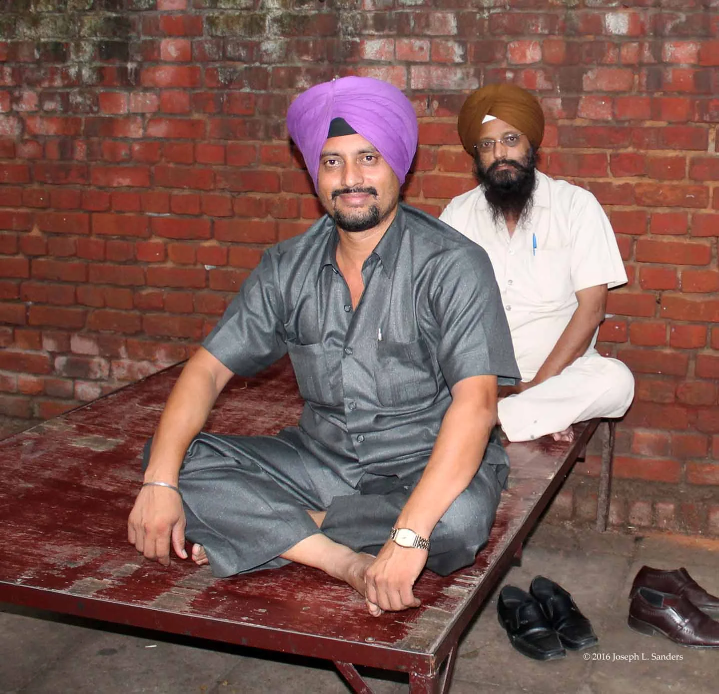 Sikh Taxi Drivers - Delhi15.jpg