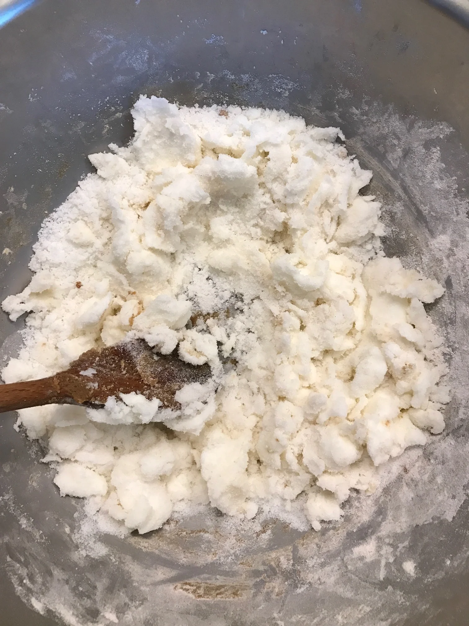 Starting to cream the sugar and shortening. 