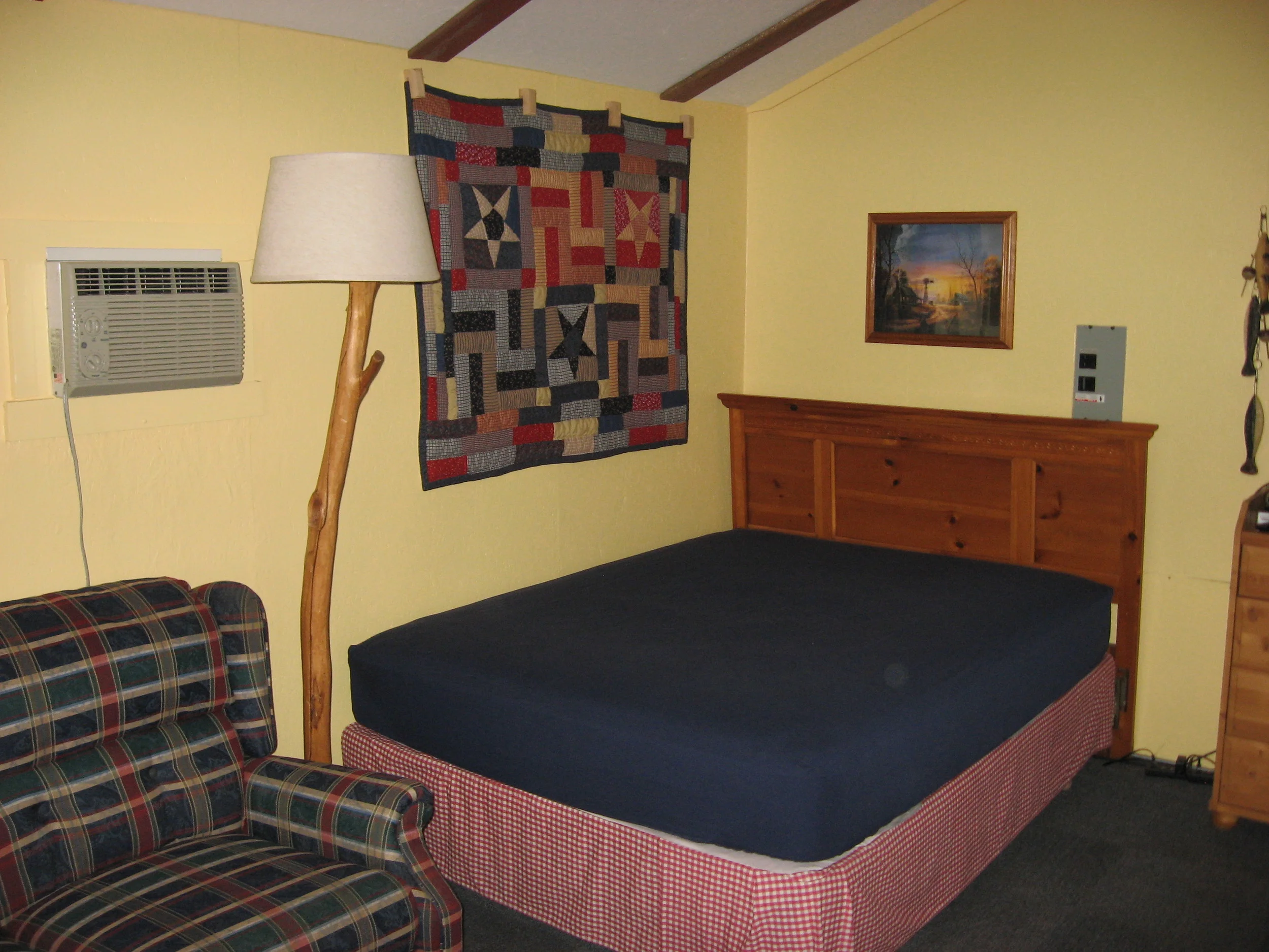 cabin1d.JPG