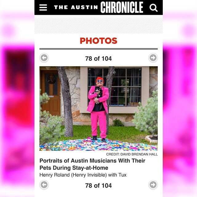 TUX and I quarantine stylin&rsquo;! Thank you, @dhallphoto for the fun @austinchronicle shoot! Thank you @bethchinderle for the beautiful quilted landscape!! #austinchronicle #petsalive #atx #tuxatx #tuxedocat #modernquiltguild #petportrait 
enjoy th