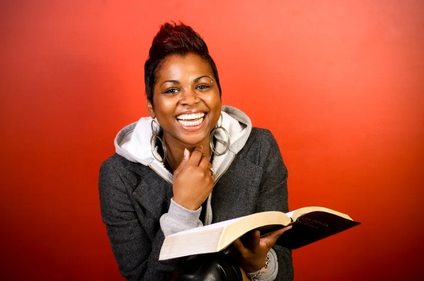 black-girl-reading2.jpg