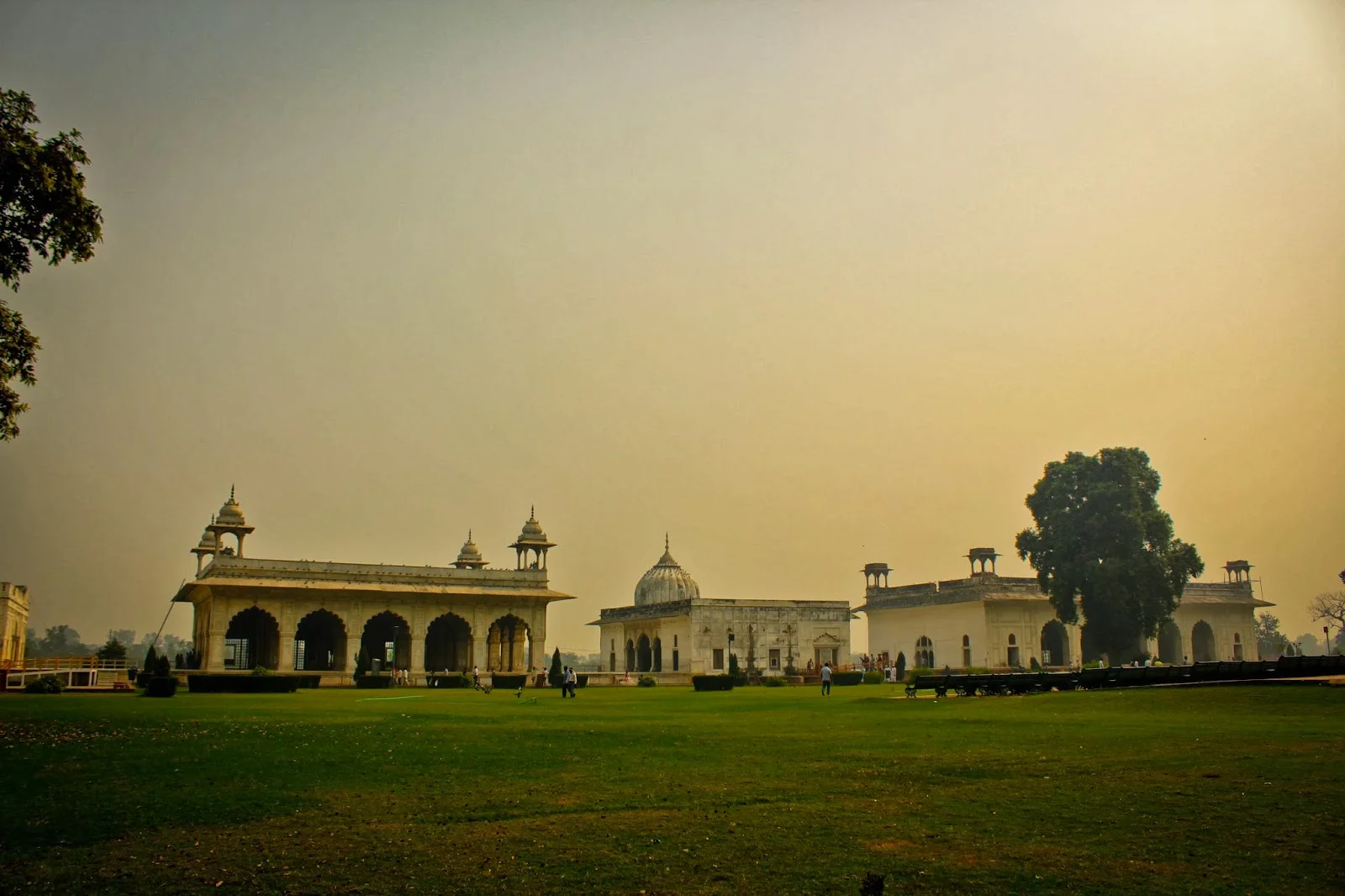 (from left to right) Diwan-i- Khas, Khas Mahal and Rang Mahal