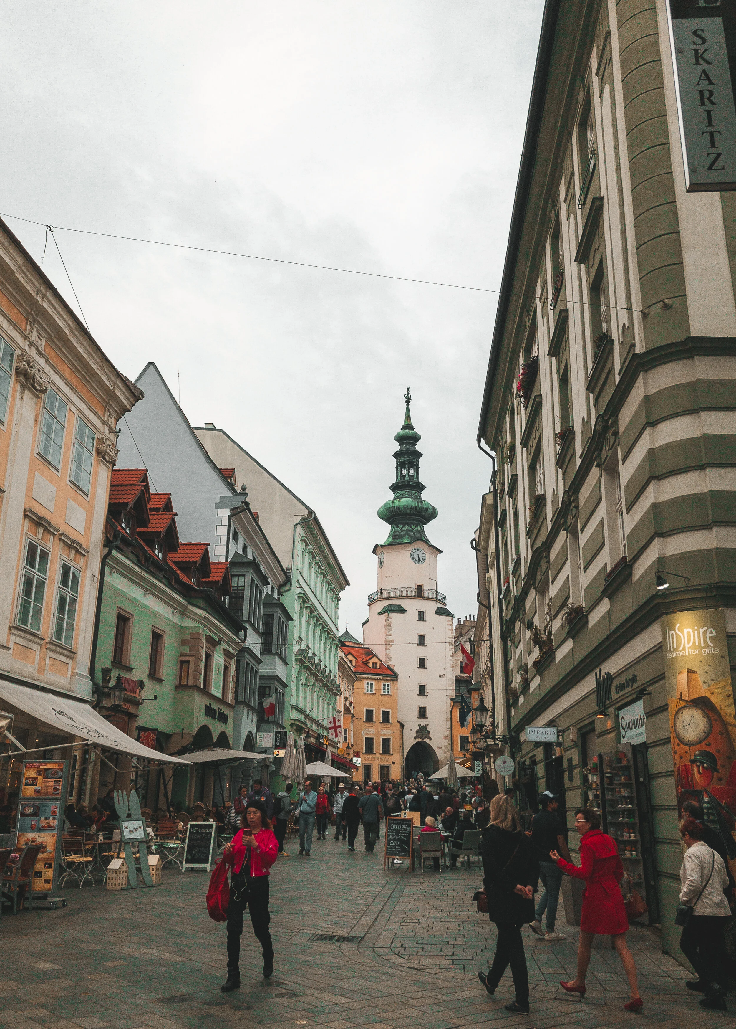 Flaneur and fairytales in Bratislava