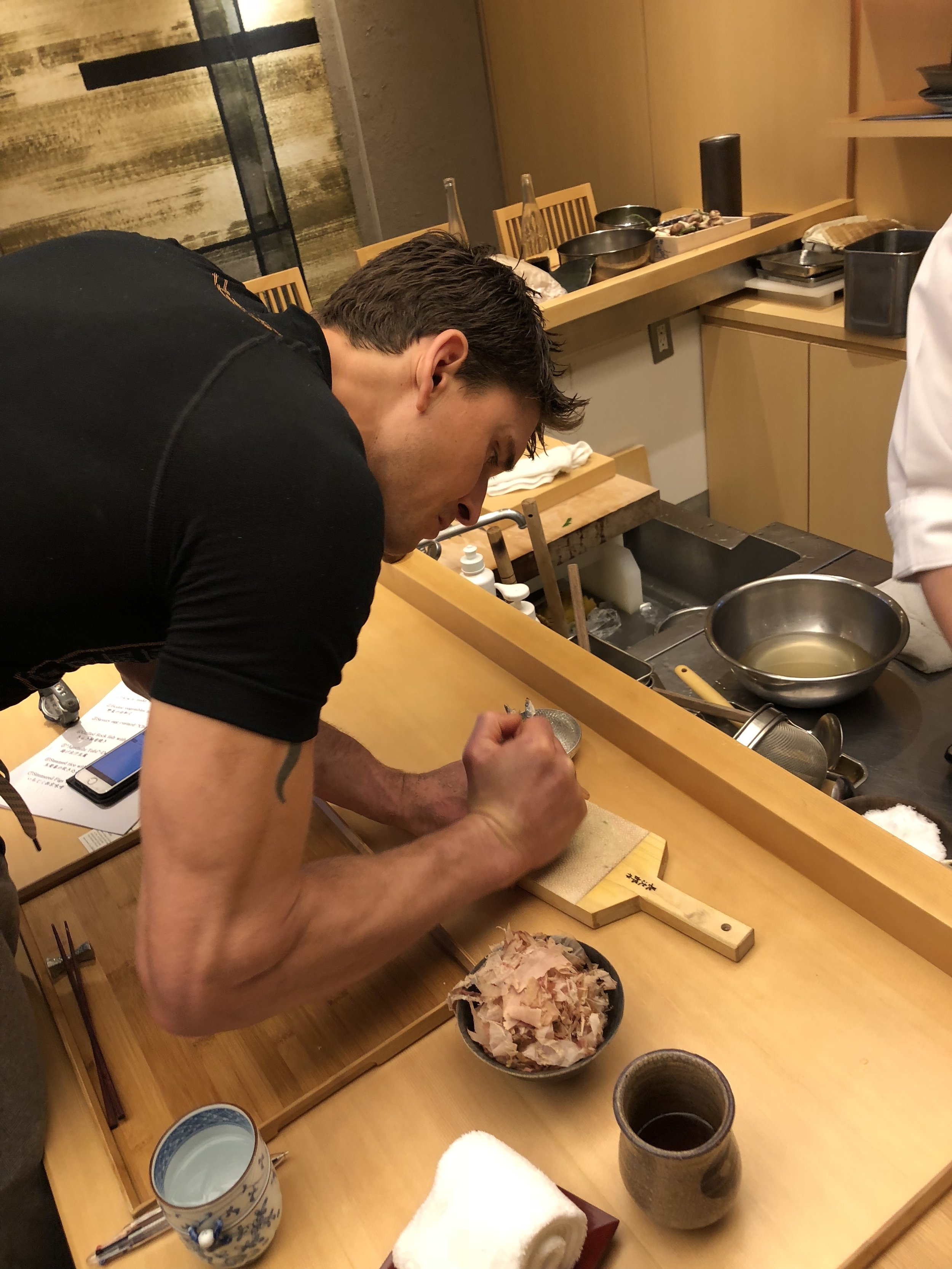 Ben experiences real wasabi root