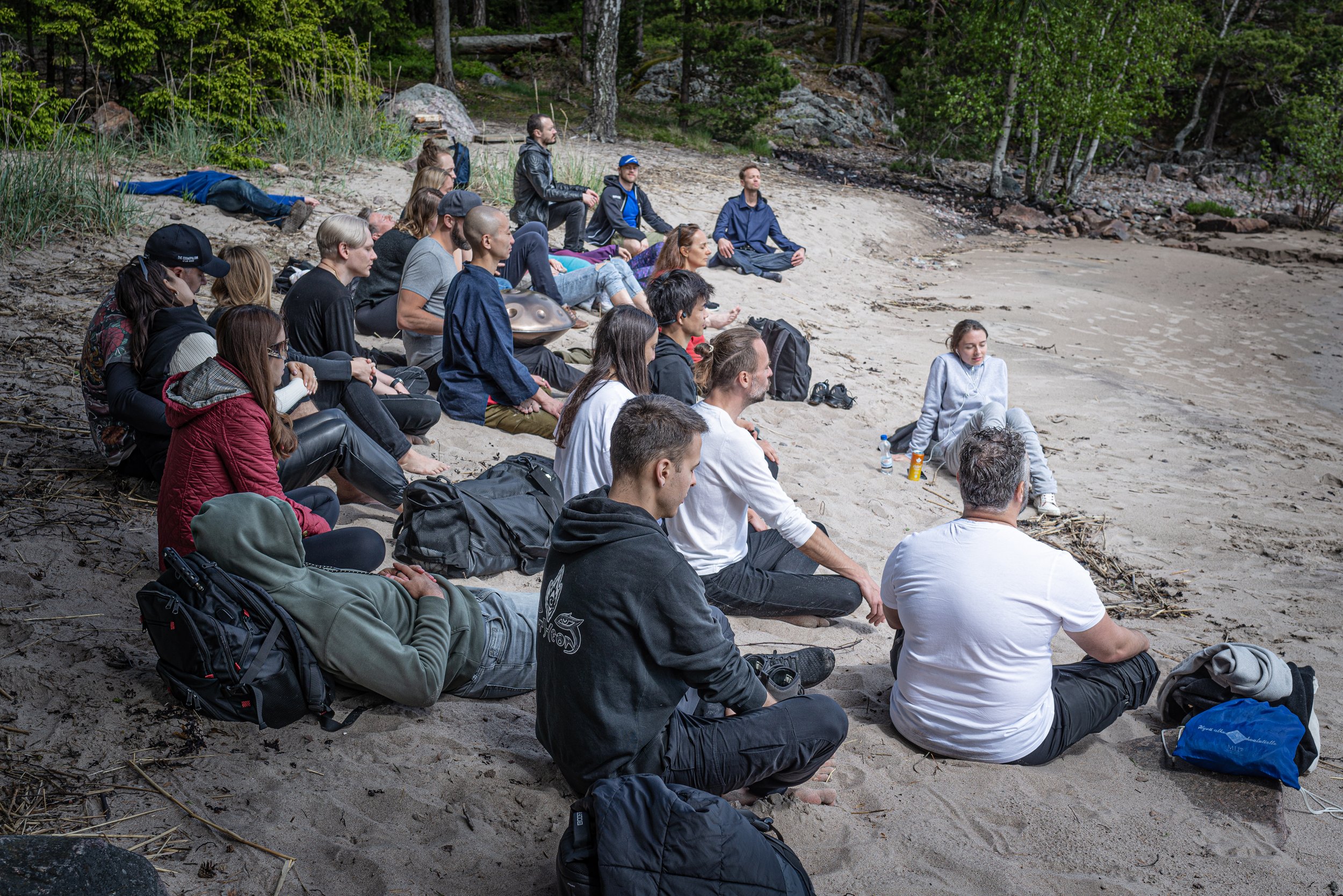 Sound therapy and meditation with handpan music