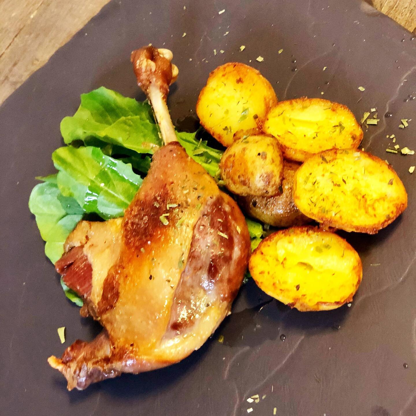 How do you survive in this appetizing season. Fall is my favorite season, and I always go for the classic!

Duck confit is a classic Bistro dish that is simple, yet so full of flavor. Duck confit is made by slowly cooking duck legs in their own fat u