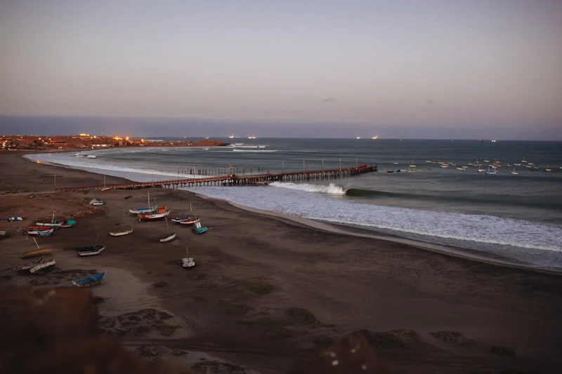 Lobitos. Photo: Gary Parker.