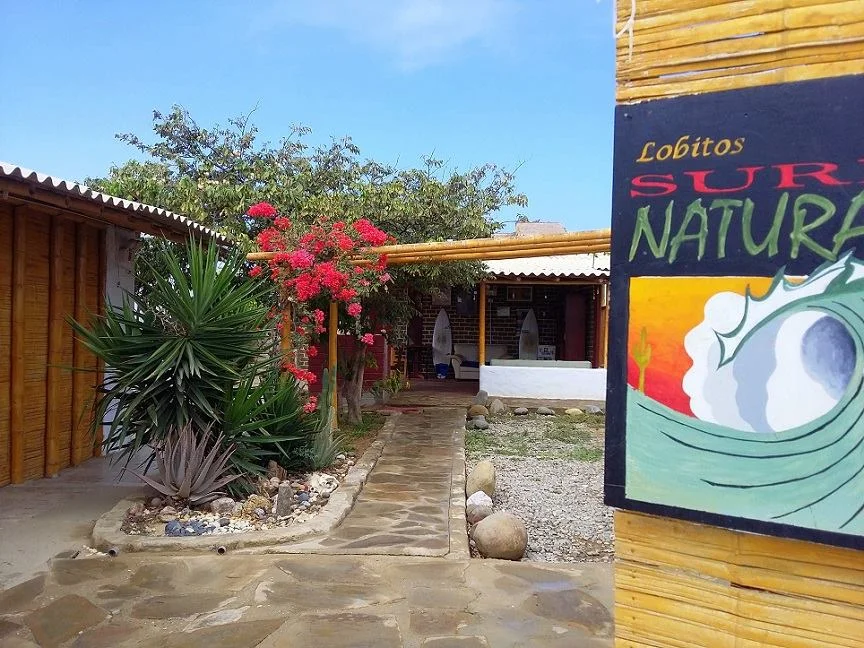 Lobitos Surf Natural.