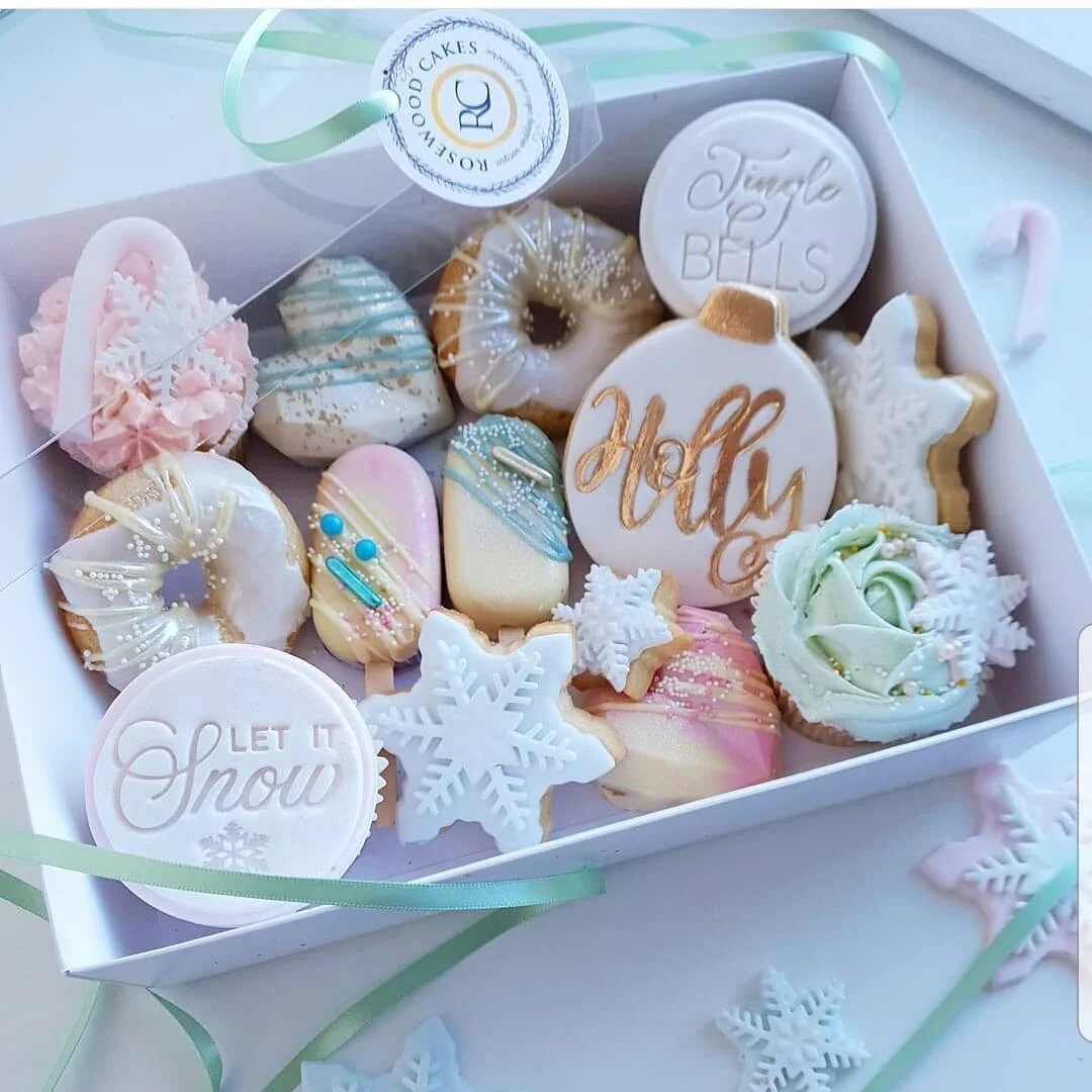 Fabulous Birthday Cakes Glasgow By Rosewood Cakes fabulous-birthday-cakes-glasgow-by-rosewood-cakes
