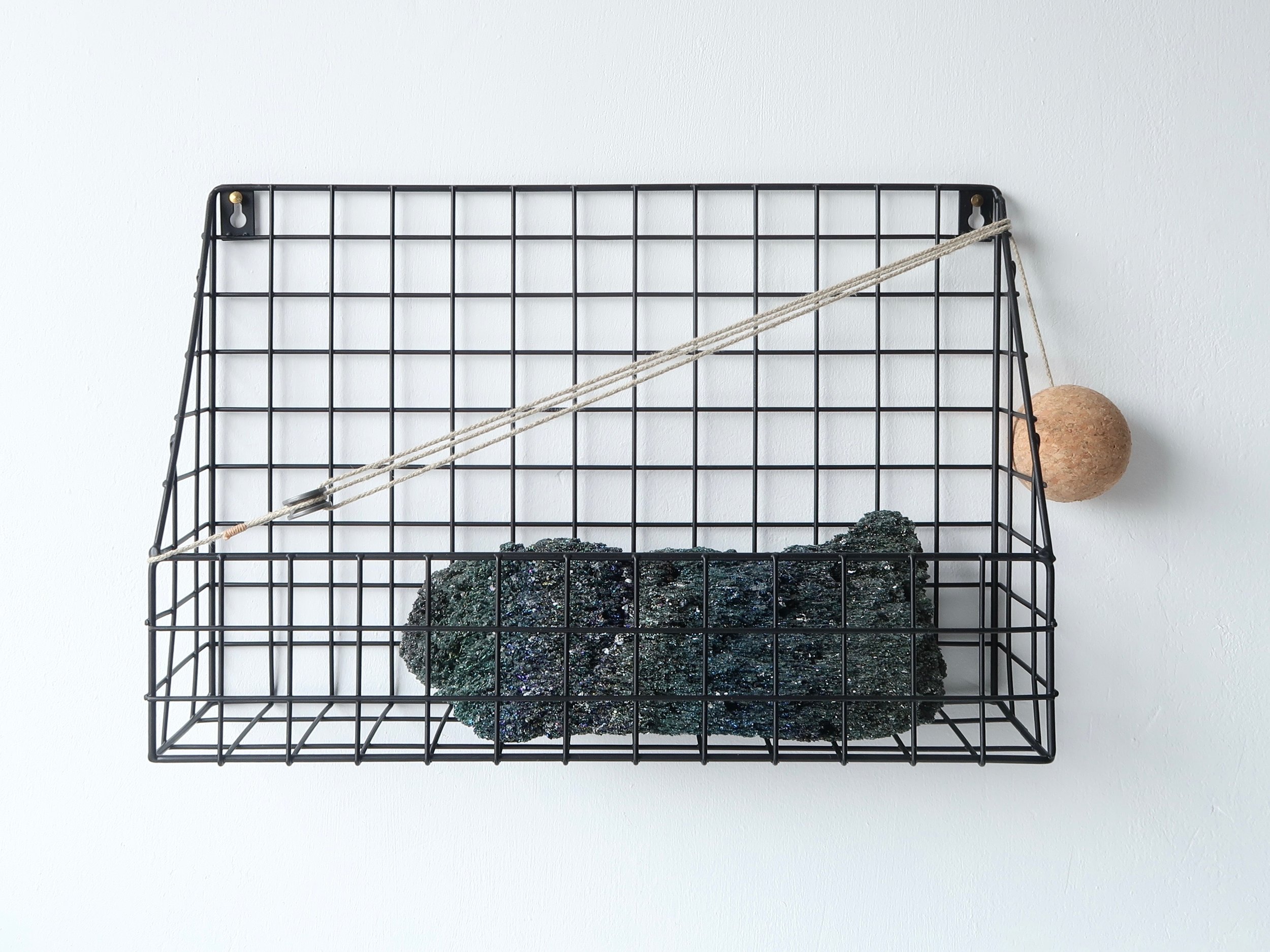 Stuff is Constantly Getting up to Things in Order to Generate the World of Objects. Cork, anodised aluminium, hemp cord, waxed polyester, painted aluminium, silicon carbide. Zoe Laughlin, 2017.