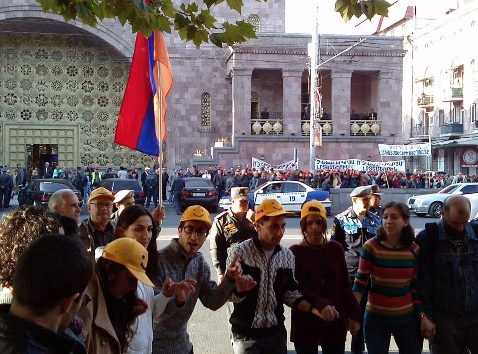 PERFORMING THE POST-SOVIET: MUSIC, FOLKLORE AND CITIZENSHIP IN YEREVAN by Rik Adriaans