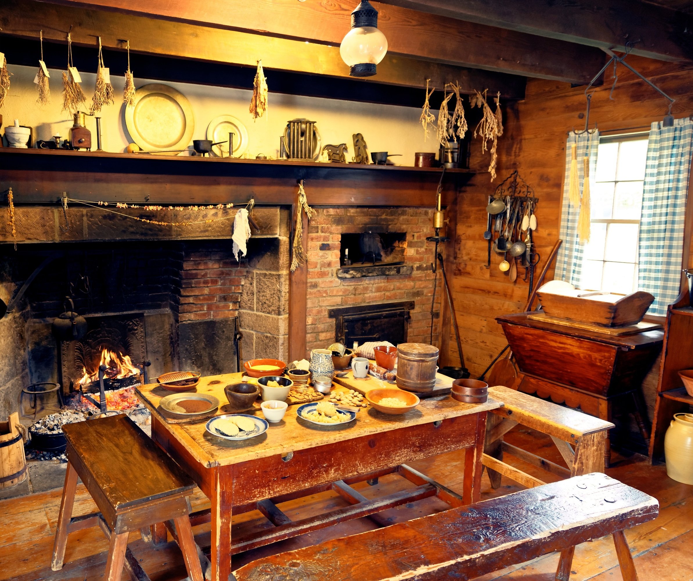  Photo of MHC colonial hearth kitchen 