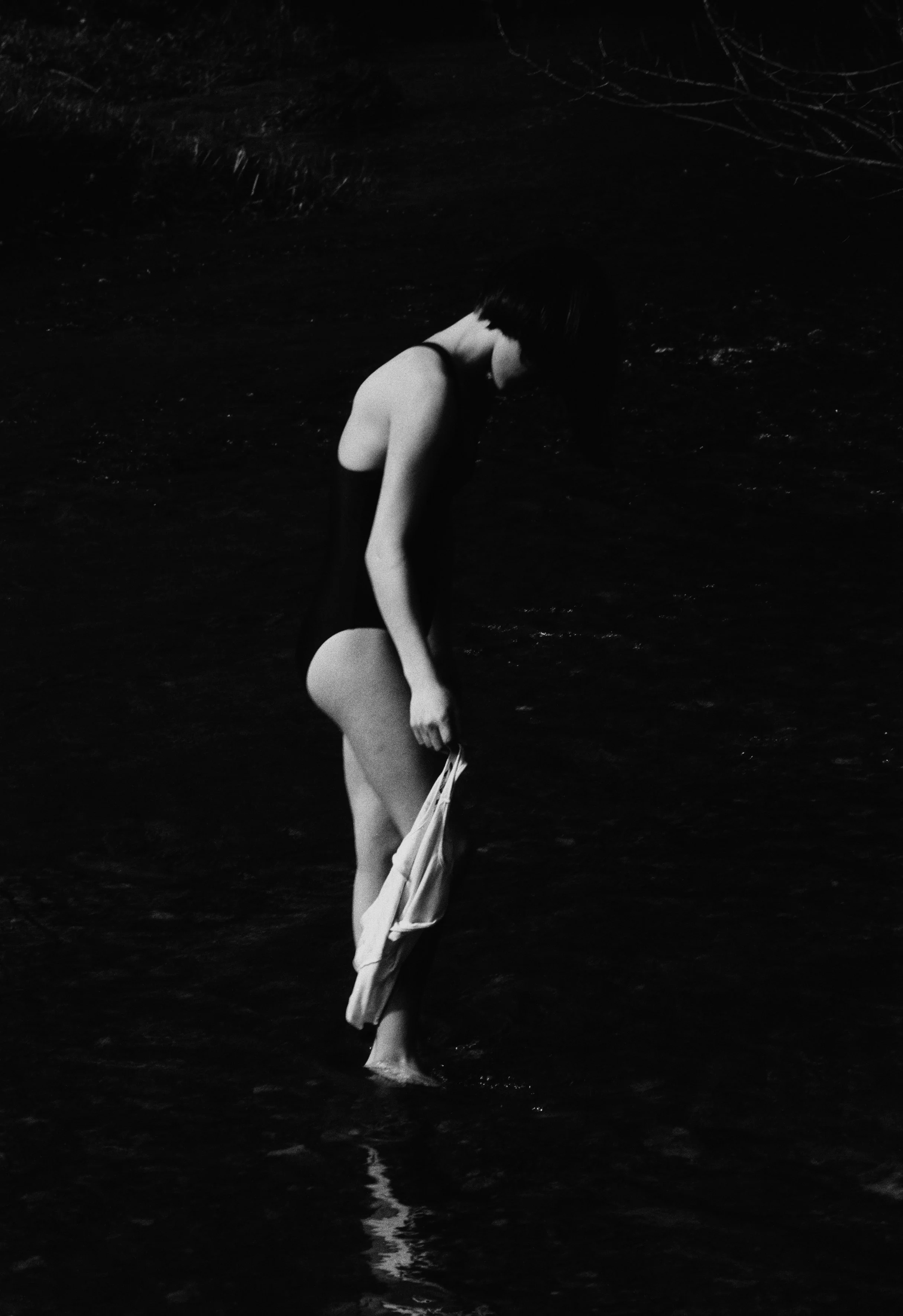 Alexandra Catiere, « Vera », Bretagne, 27 x 17 cm, Tirage argentique, 2011, éd. 8/12