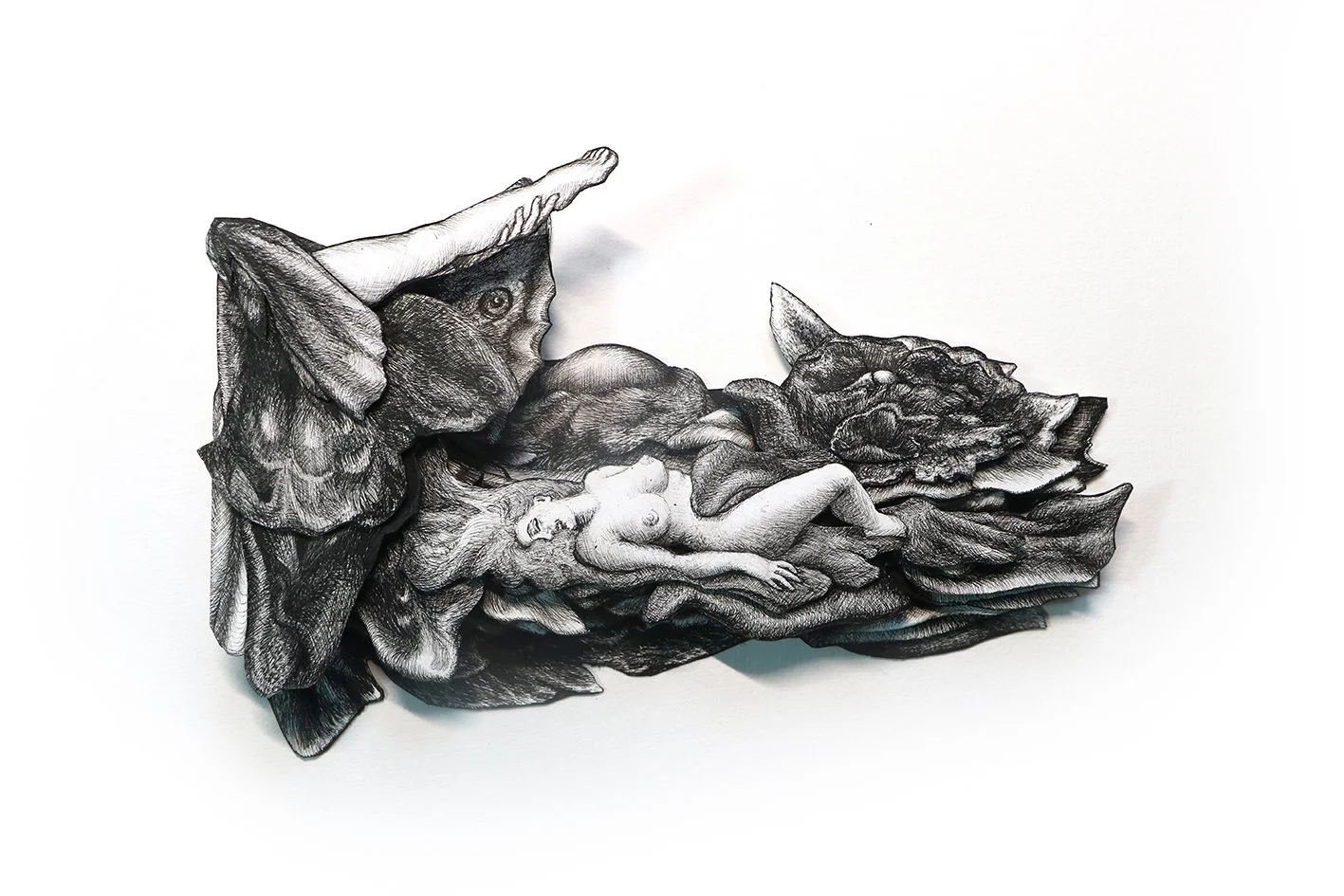 Murielle Belin, " Papillon de nuit 2 ", 2025, Feutre fin sur papier aquarelle, encre de chine, carton de bois, 14 x 23 x 3 cm, Encadrement : boîte d'entomologie, 26 x 39 x 5,5 cm, Pièce unique