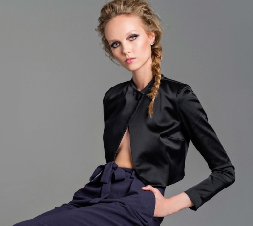 satin cropped jacket in black