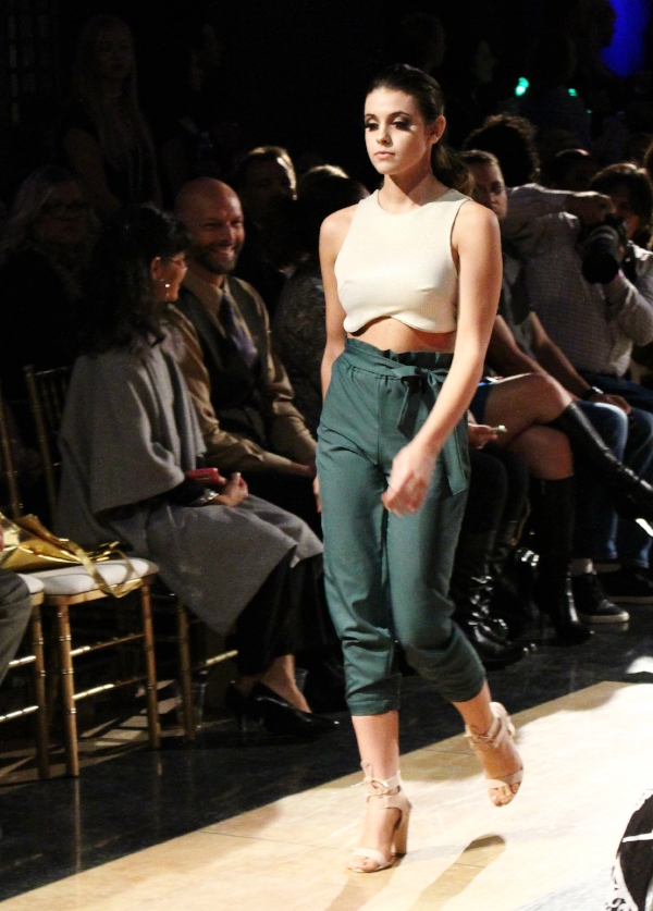 Designer: ELTEE, Hair/Makeup: Bellus Academy 