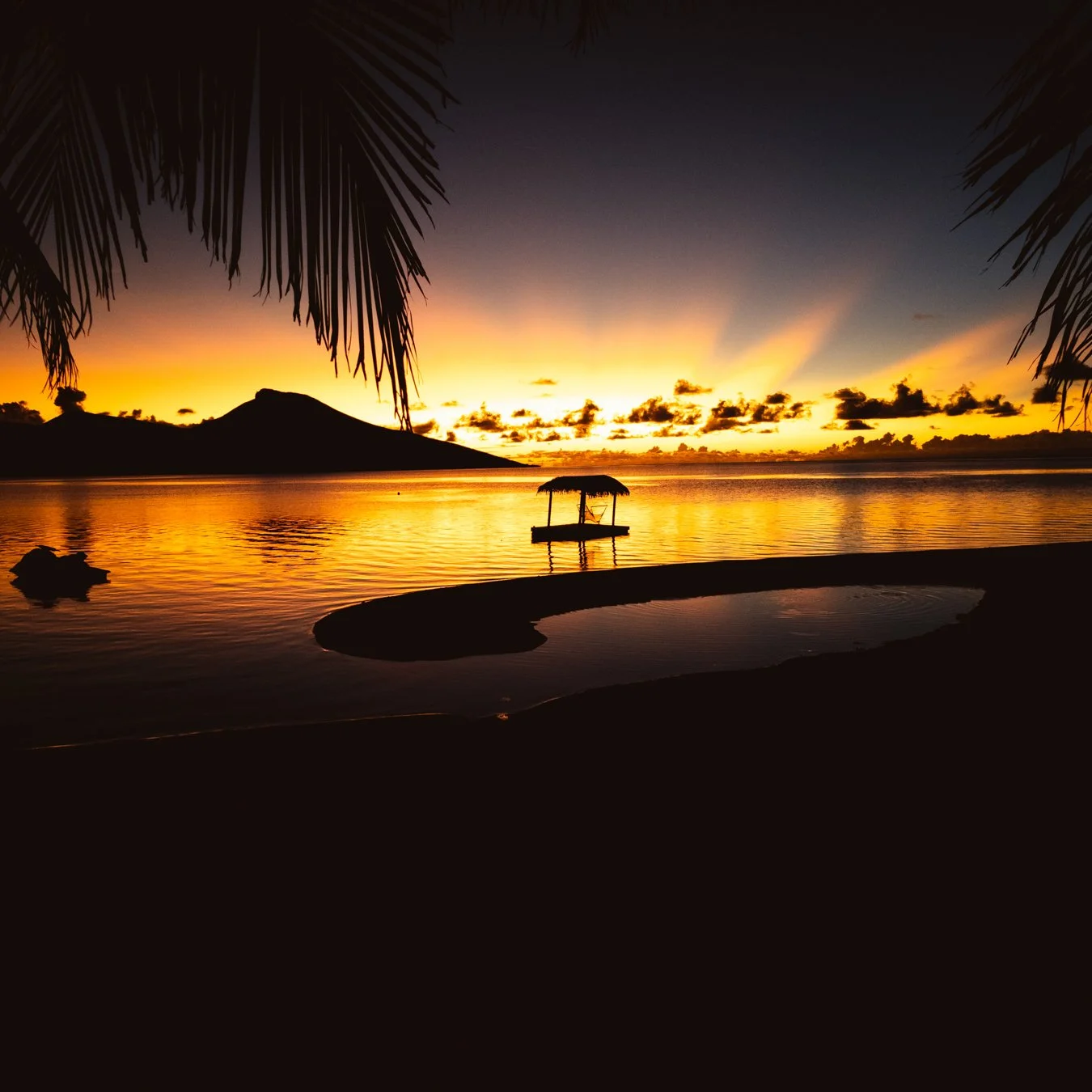 🌅
.
.
.
.
.
#FijiSunset #TropicalVibes #IslandEscape #BeachLifestyle #ParadiseFound #SunsetSilhouette #NaturePhotography #AdventureAwaits #LandscapeLovers #GoldenHourMagic #SunsetView #PacificParadise #ExploreMore #TravelAddict #VacationGoals #Sunse