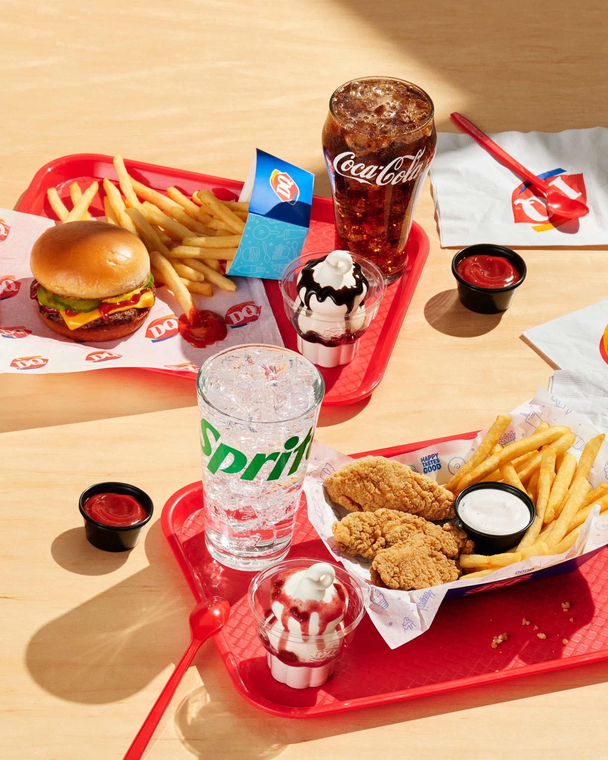 2490-10f-SPCSHP_DairyQueen_Q1_Lifestyle_$7 Meal Deal_241119-0212-Coke Top-v1-4x5-sRGB.jpg