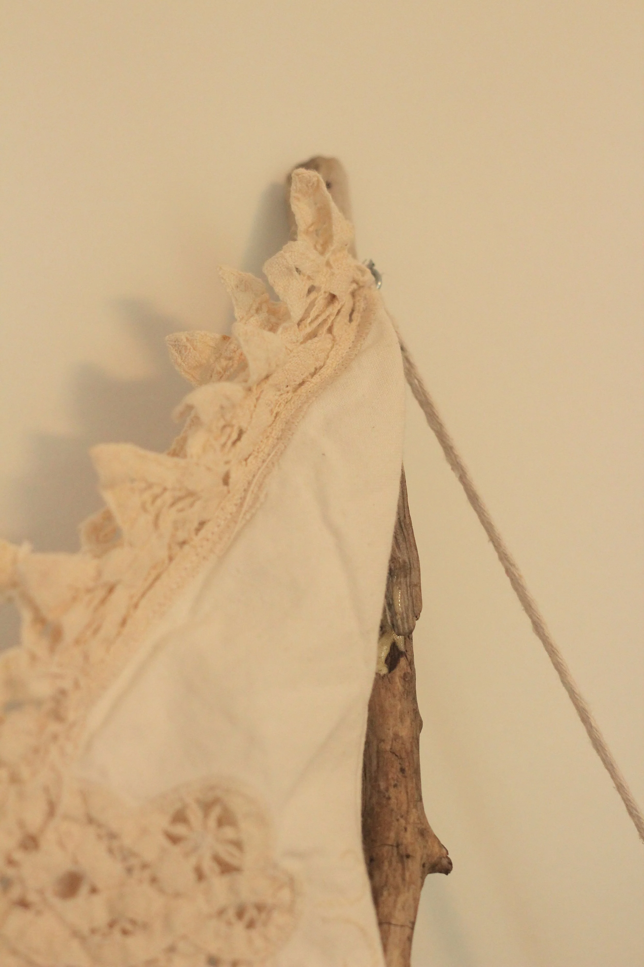 diy-sailboat-coastal-nursery-makeover.JPG