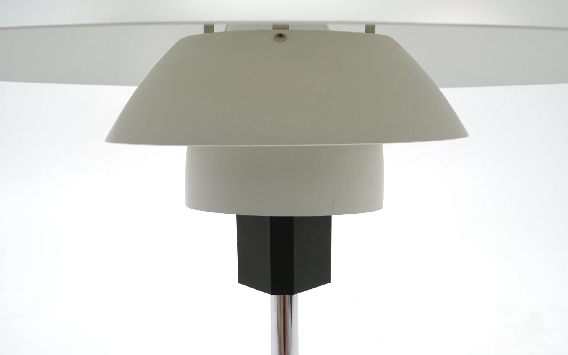 matte white table lamp