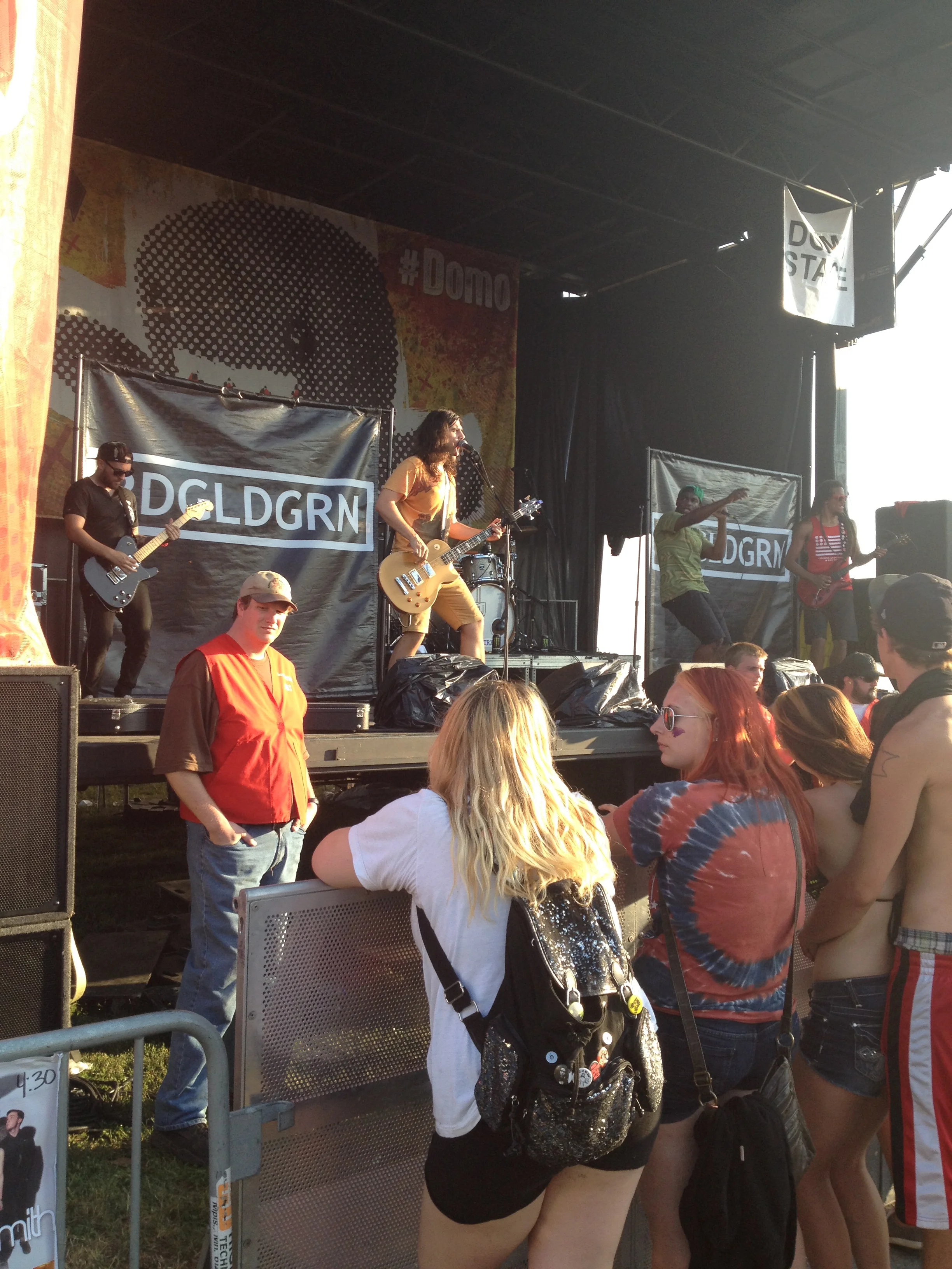 6' x 6' Mesh Band Scrims | RDGLDGRN
