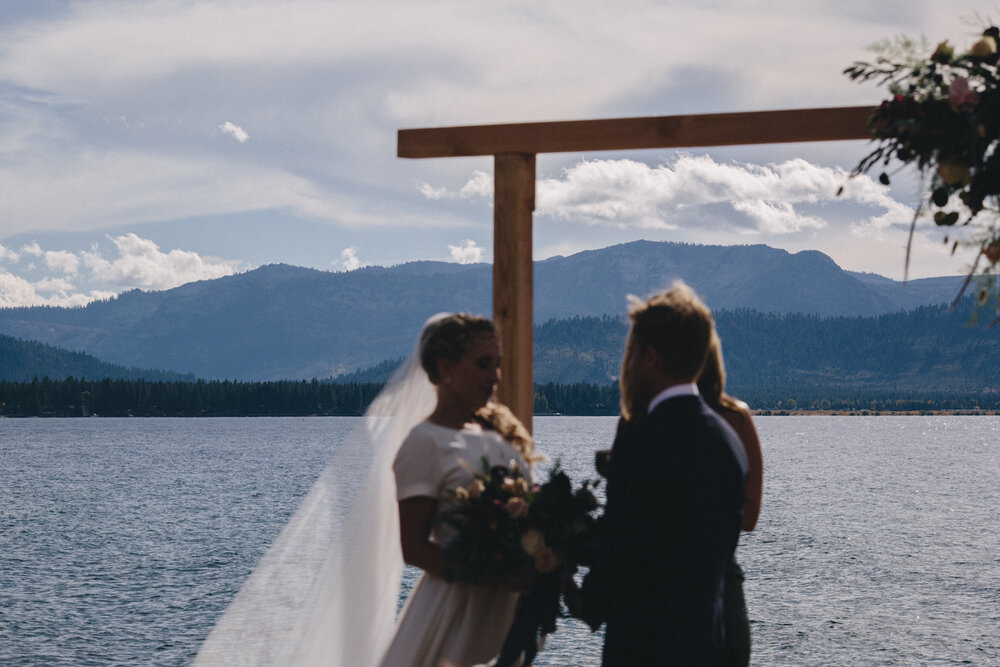 Coachman Hotel Lake Tahoe Wedding Rachelle Derouin Photography-41.jpg
