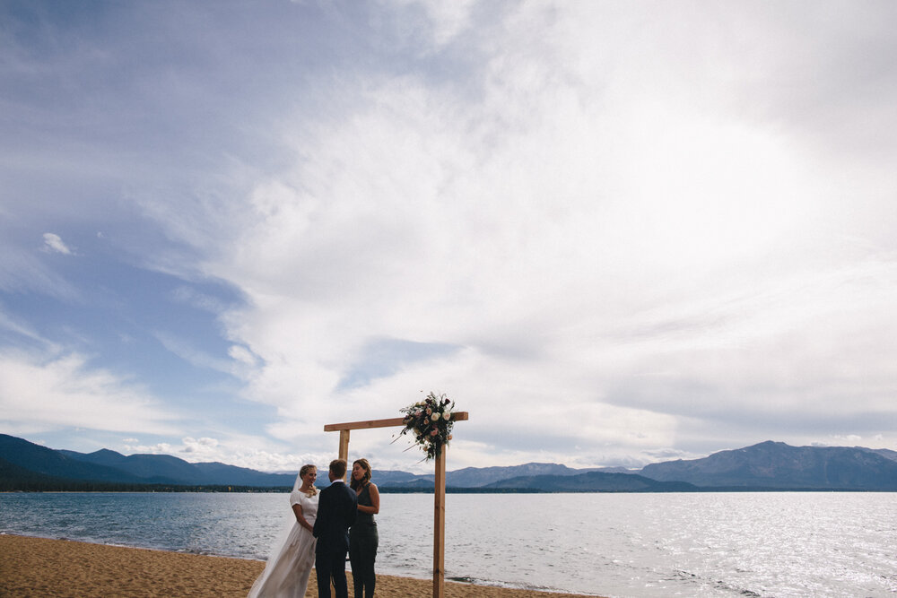 Coachman Hotel Lake Tahoe Wedding Rachelle Derouin Photography-47.jpg
