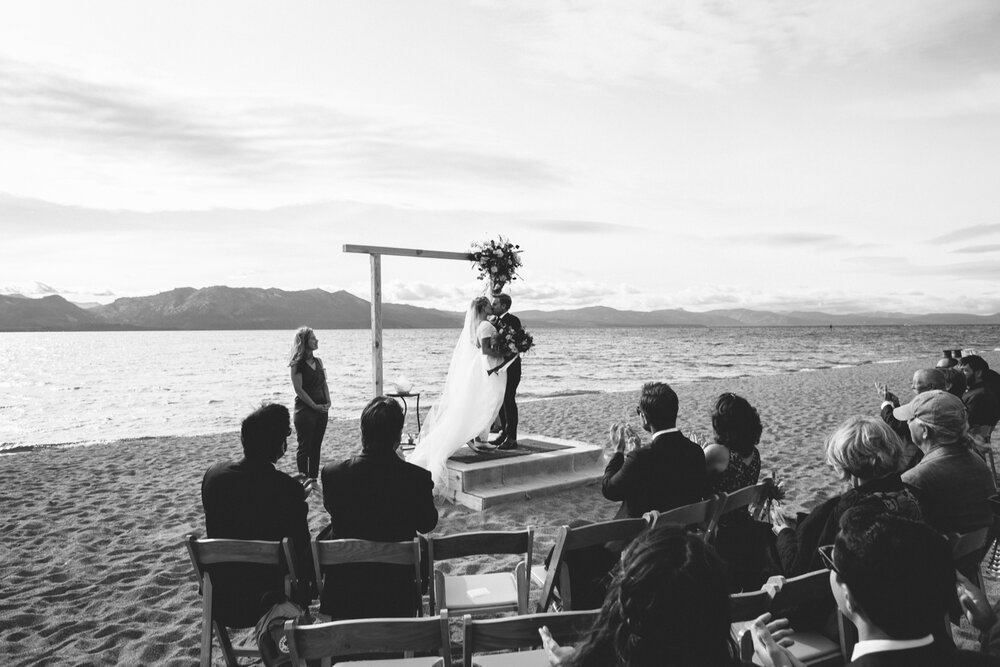 Coachman Hotel Lake Tahoe Wedding Rachelle Derouin Photography-50.jpg