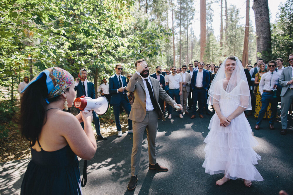 Evergreen Lodge Yosemite Wedding Rachelle Derouin Photographer-23.jpg