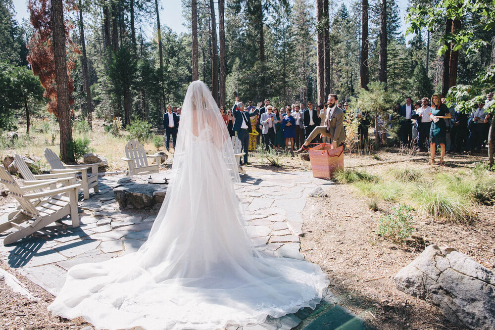Evergreen Lodge Yosemite Wedding Rachelle Derouin Photographer-25.jpg