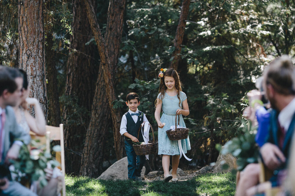 Evergreen Lodge Yosemite Wedding Rachelle Derouin Photographer-31.jpg