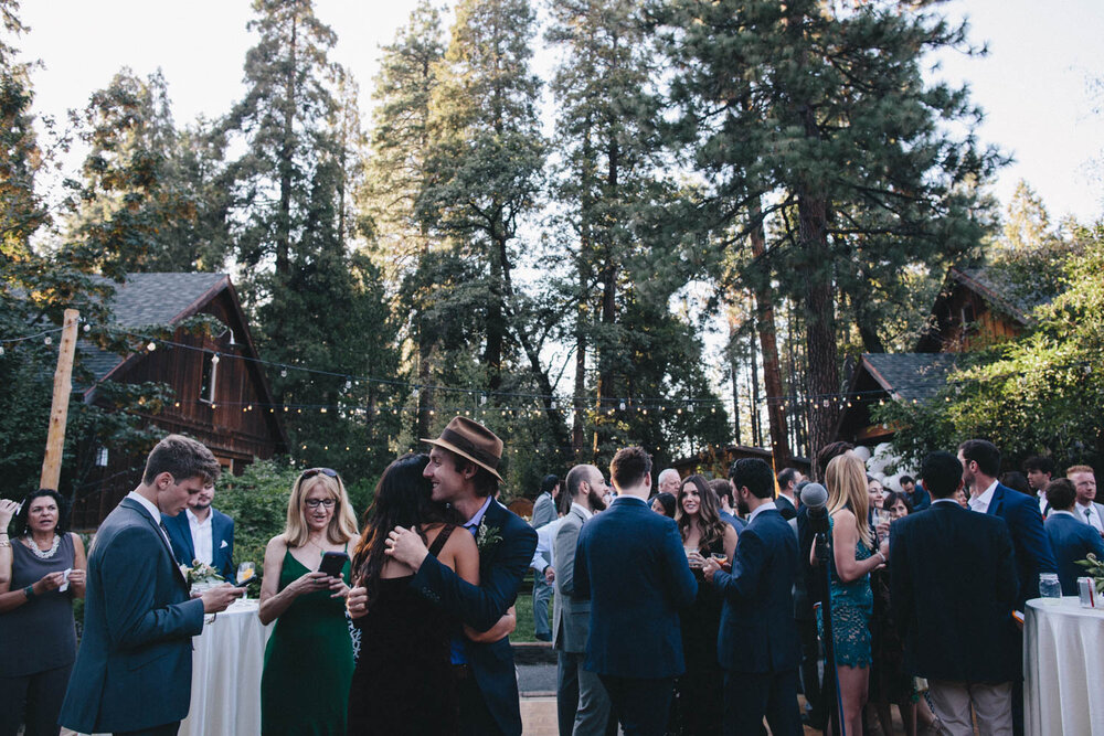 Evergreen Lodge Yosemite Wedding Rachelle Derouin Photographer-65.jpg