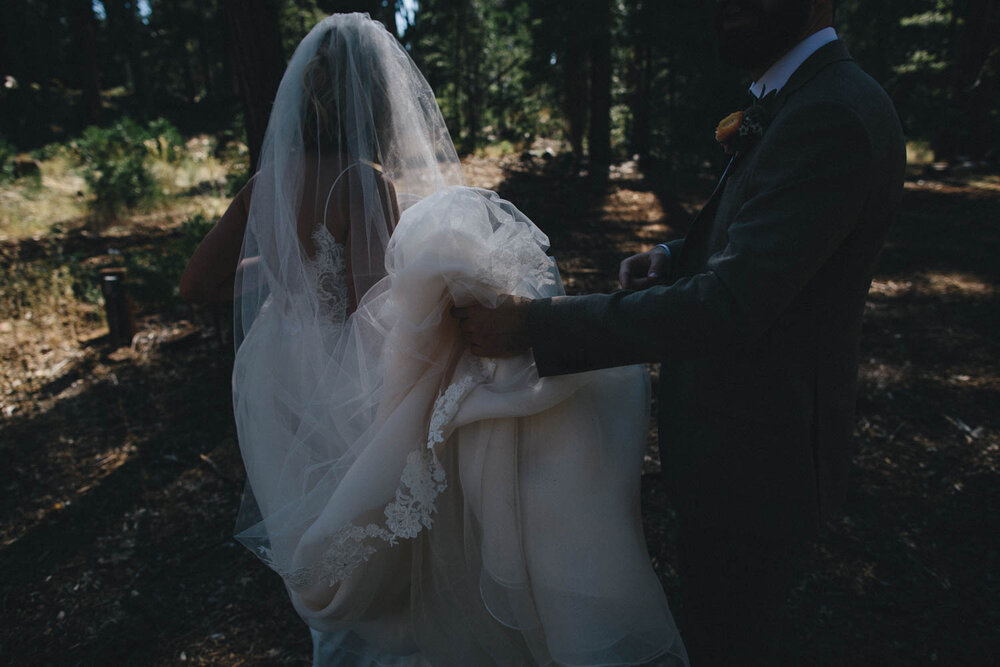 Evergreen Lodge Yosemite Wedding Rachelle Derouin Photographer-304.jpg
