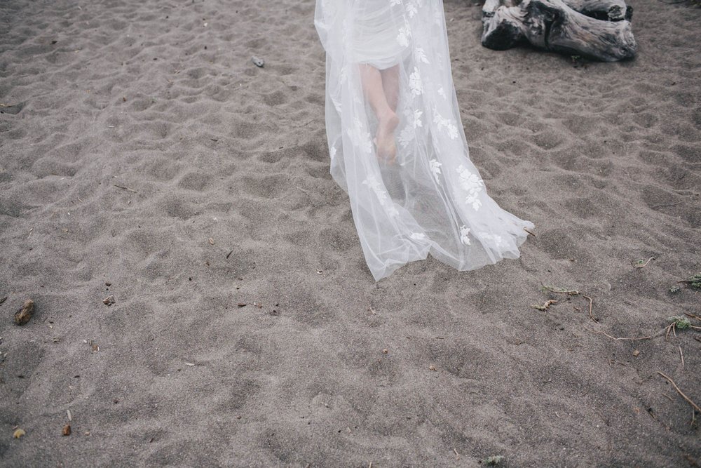 Rachelle Derouin Wedding Photographer Mendocino Beach-35.jpg