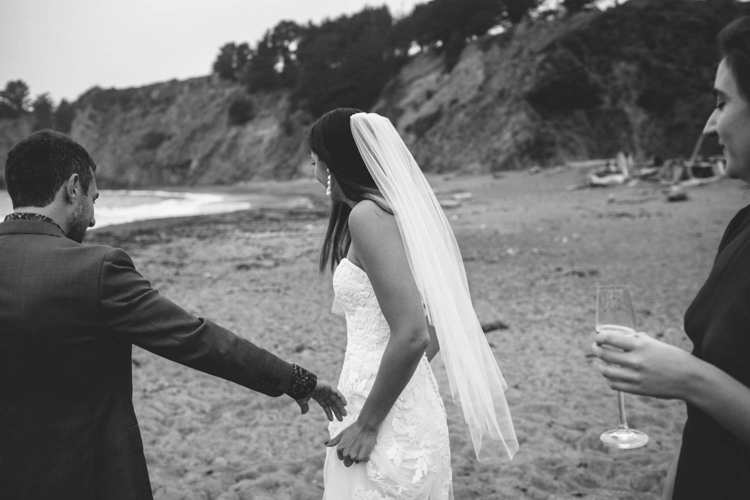 Rachelle Derouin Wedding Photographer Mendocino Beach-75.jpg